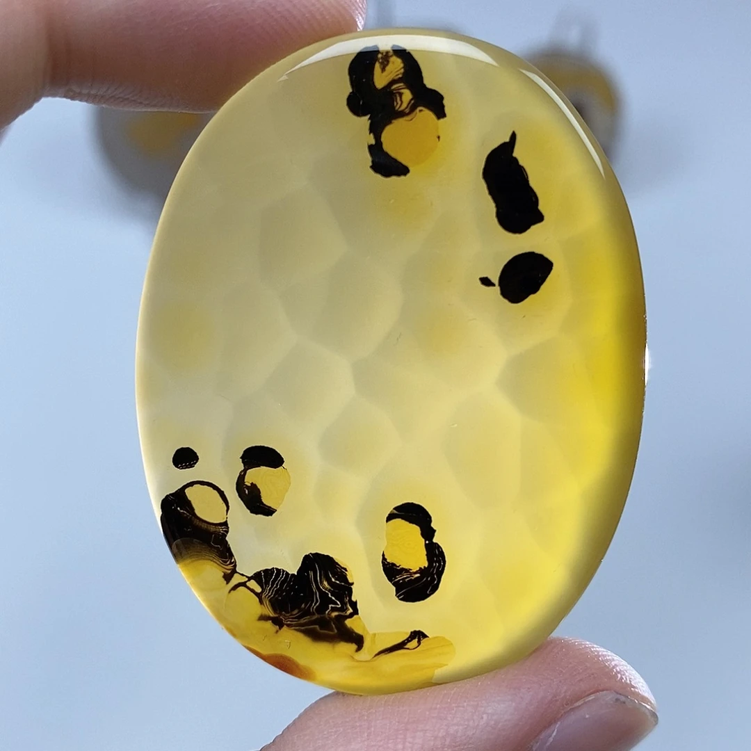 玛瑙/玉髓未镶嵌珠宝半成品