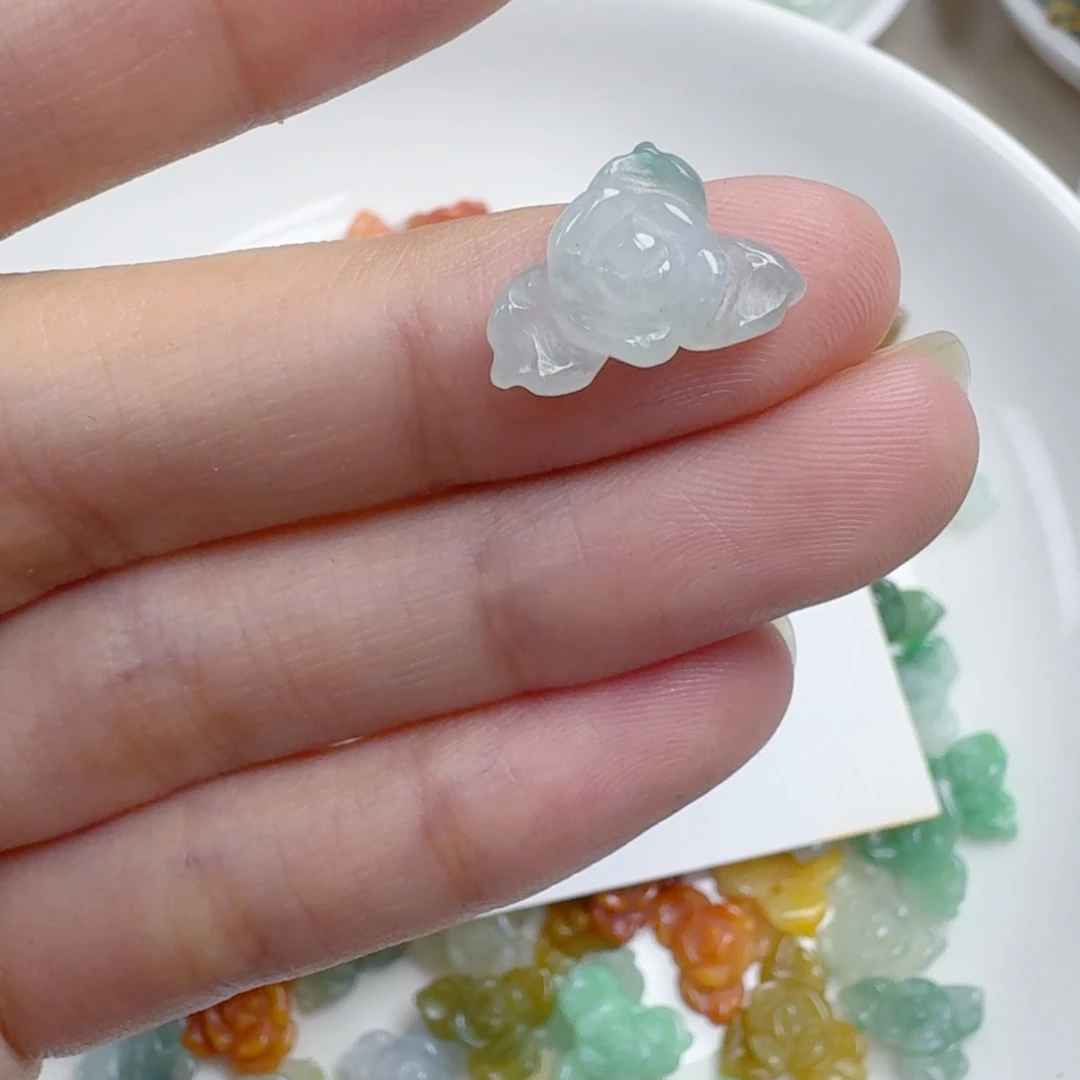 清***茶翡翠散珠花花一个