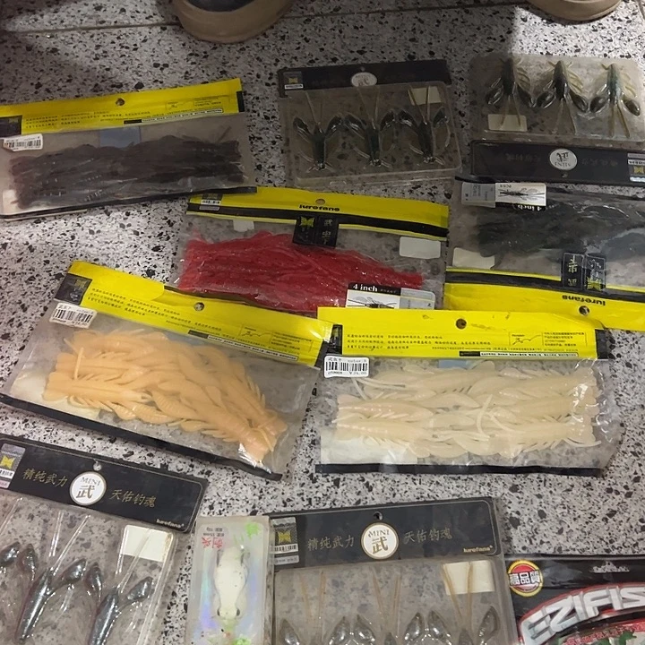 10包软饵➕一个雷瓦