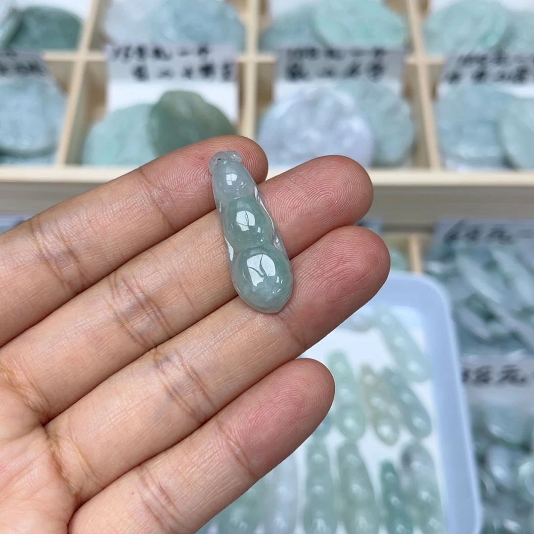 颈饰未镶嵌翡翠路*通福豆