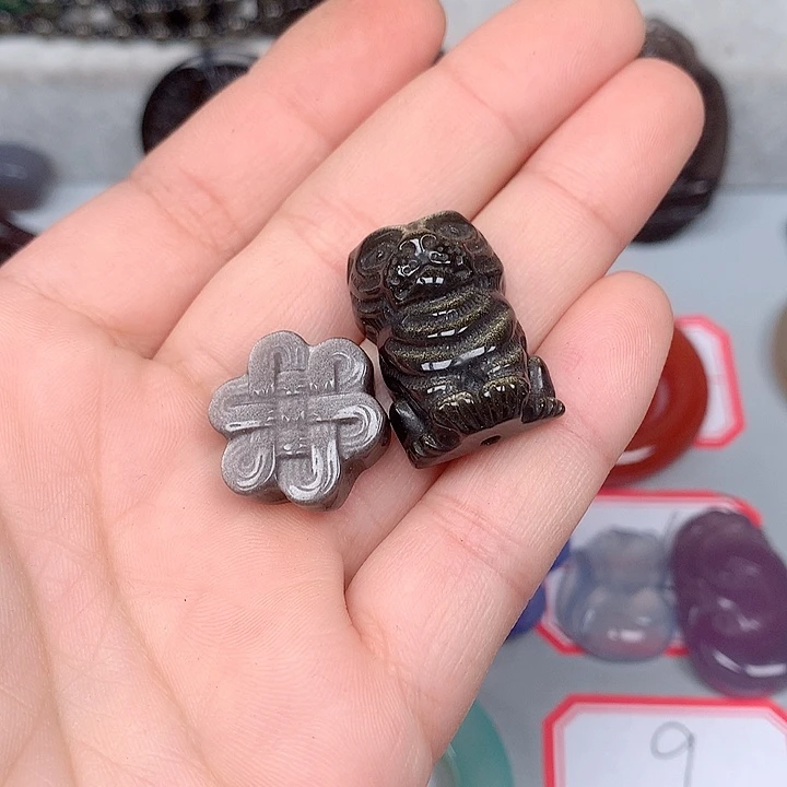 最***缀黑曜岩未镶嵌颈饰