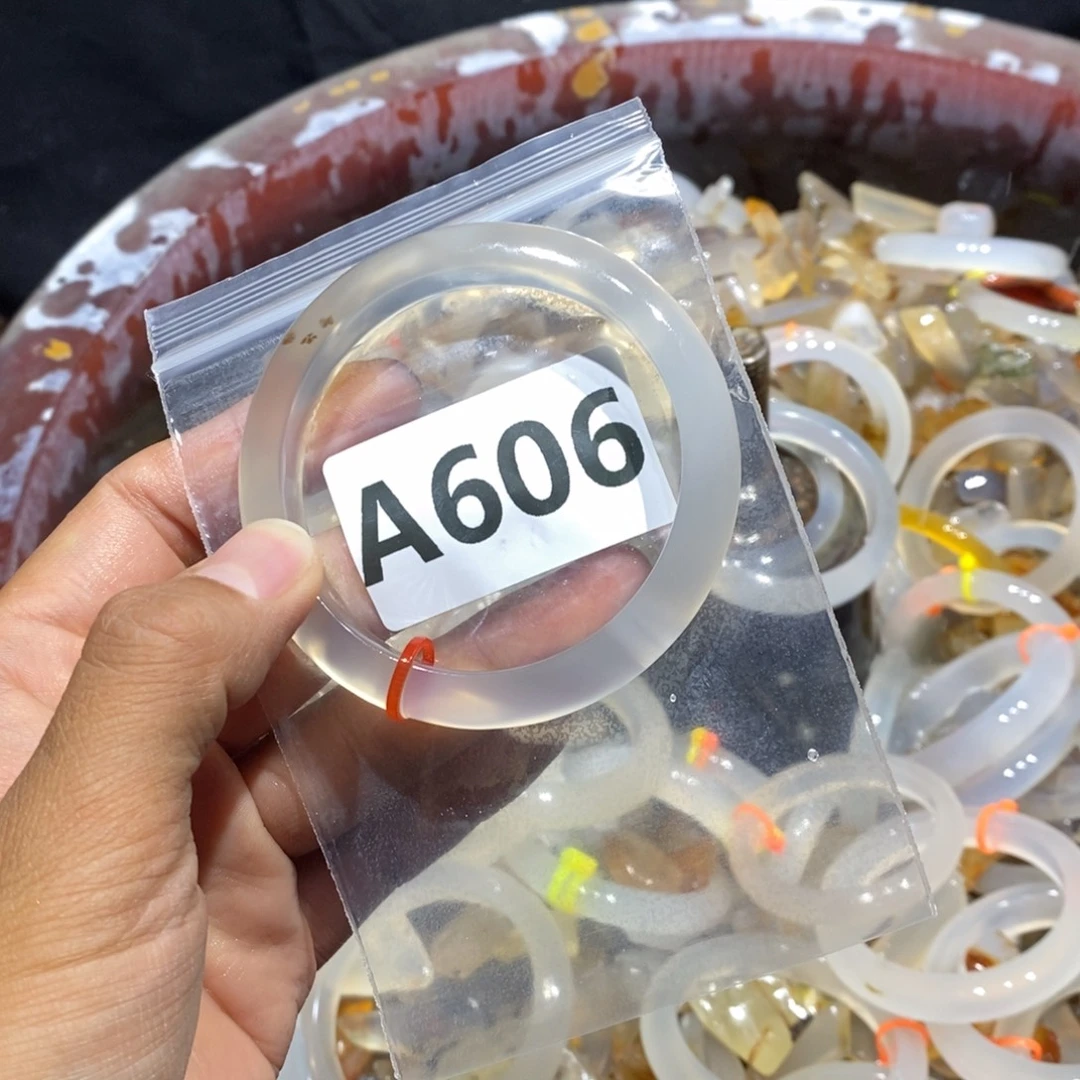 X****玛瑙/玉髓未镶嵌手镯