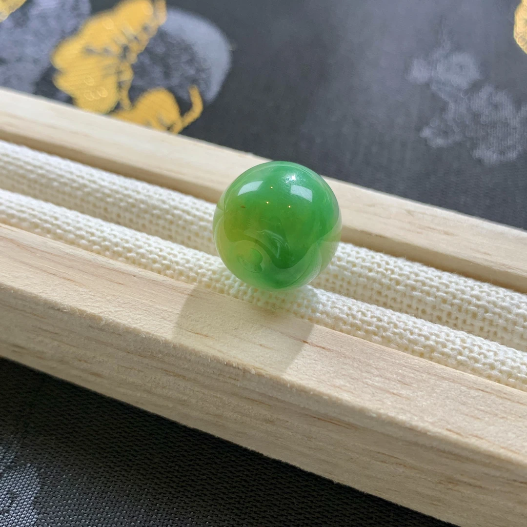 霖琳珠宝黄加绿股珠14大小