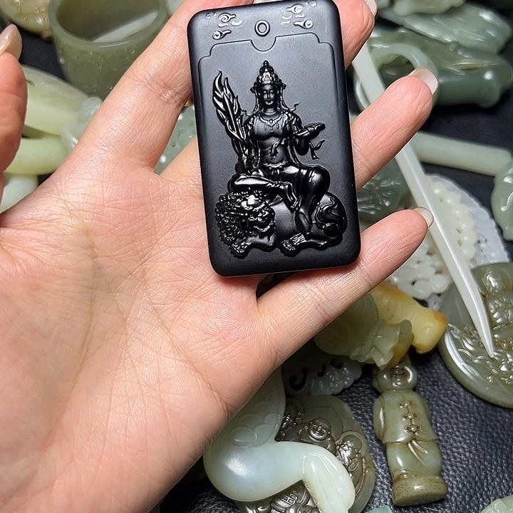 和田玉（糖玉）未镶嵌颈饰