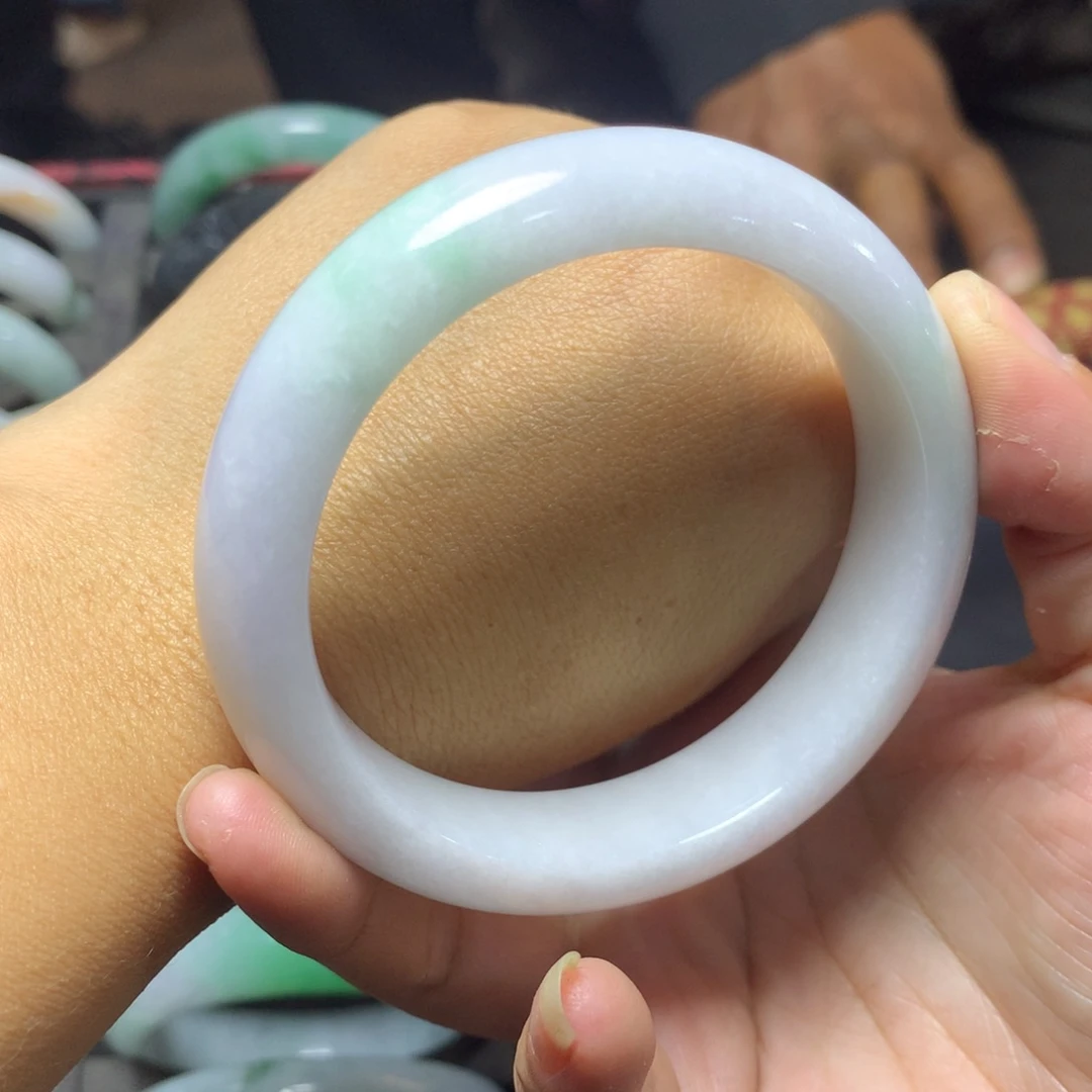 定制翡翠未镶嵌翡翠手镯56