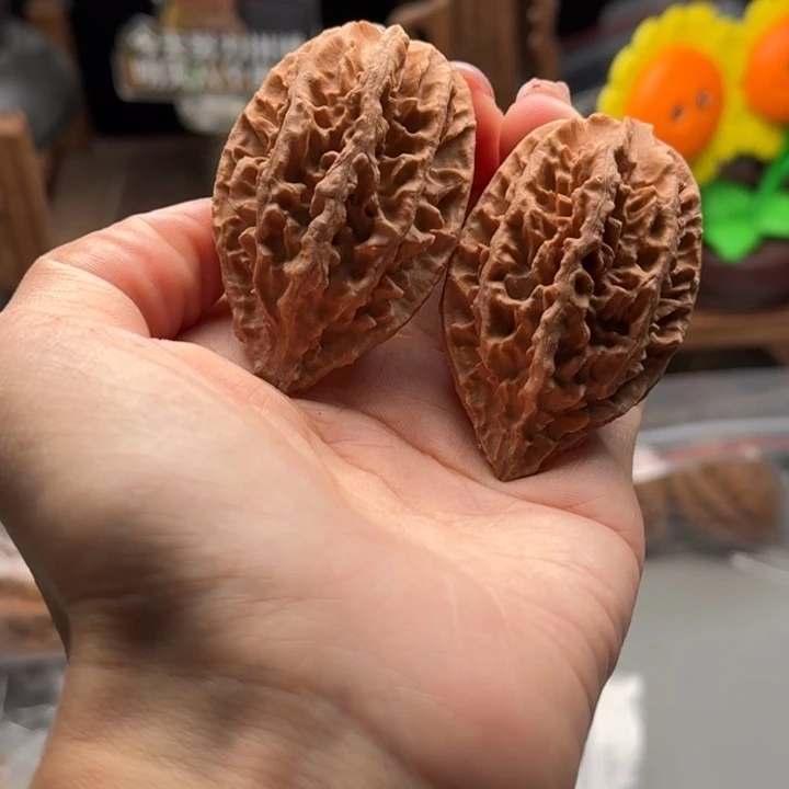 文玩核桃把件关东木子楸百核156