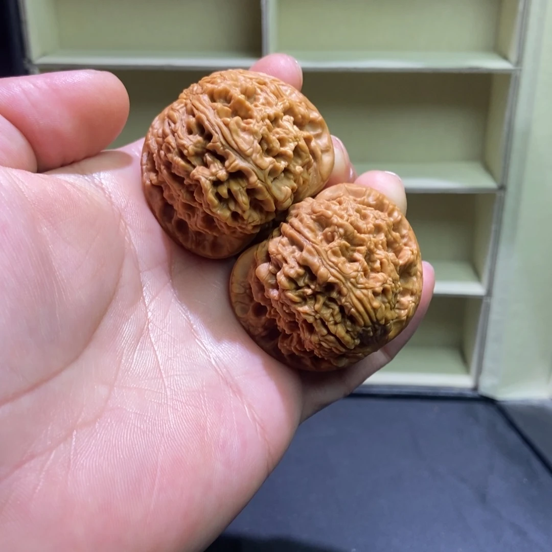 文玩核桃吊坠一代老南疆45