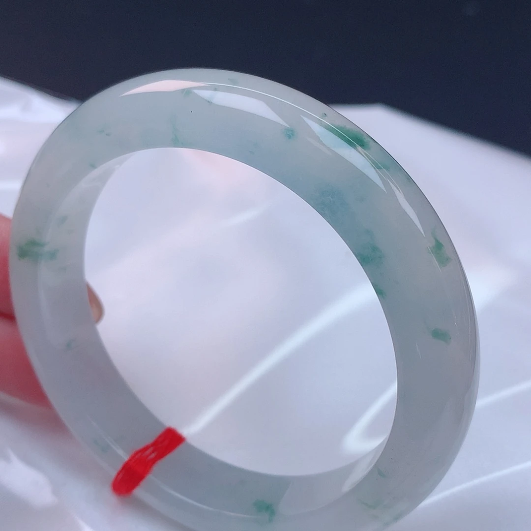 【闪购商品】未镶嵌手镯翡翠57+