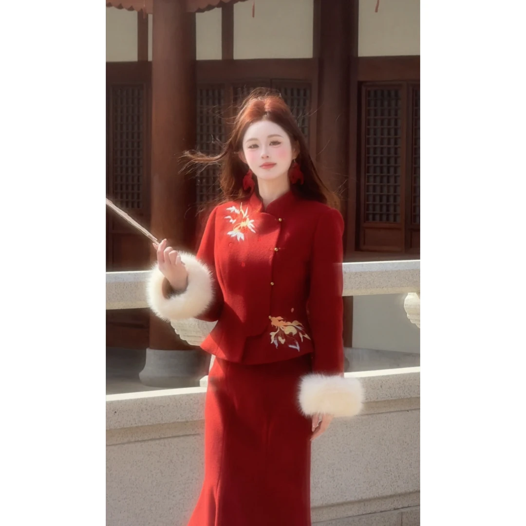 【年年有鱼】七七很芒新中式刺绣羽绒毛呢外套+鱼尾裙套装XMZH10685