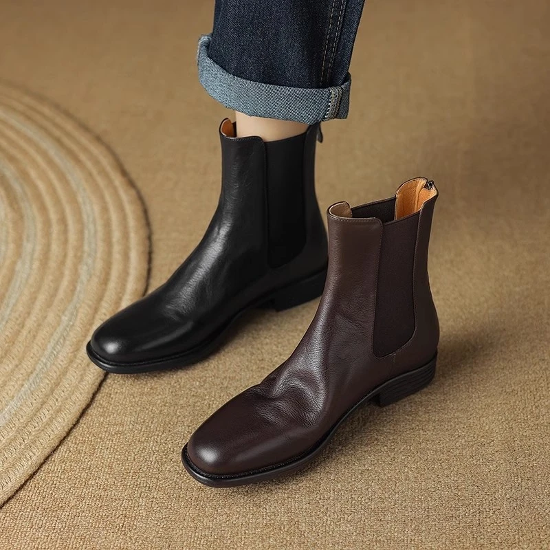 香港全牛皮烟筒切尔西靴短靴女2025秋冬新款真皮粗跟马丁靴单靴女