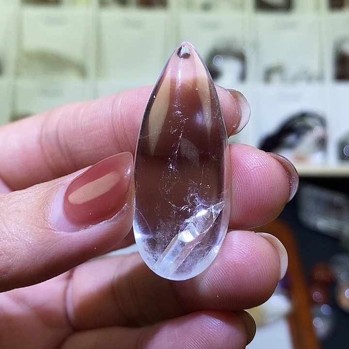 水晶吊坠(不含链)未镶嵌c****?