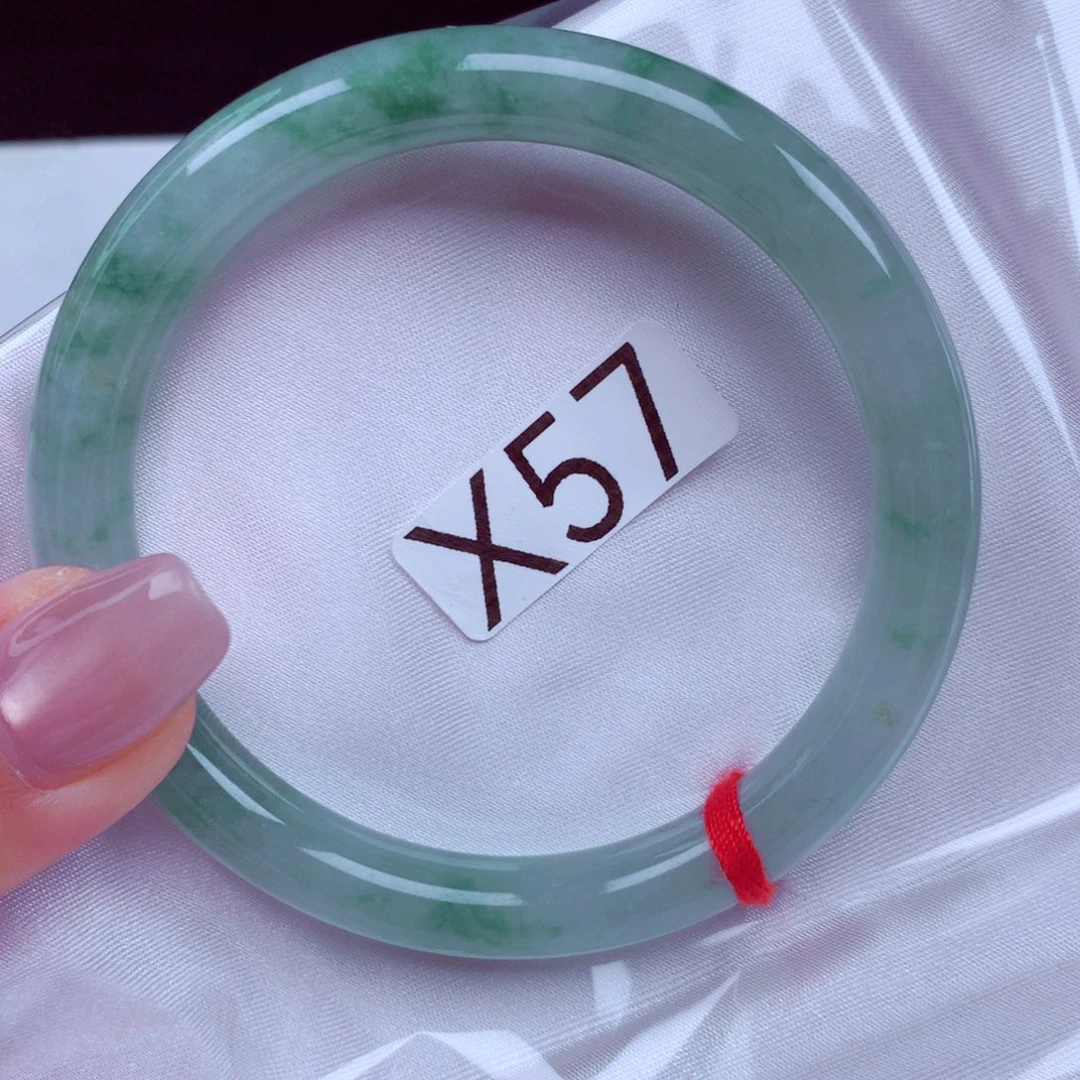 翡翠未镶嵌手镯手镯