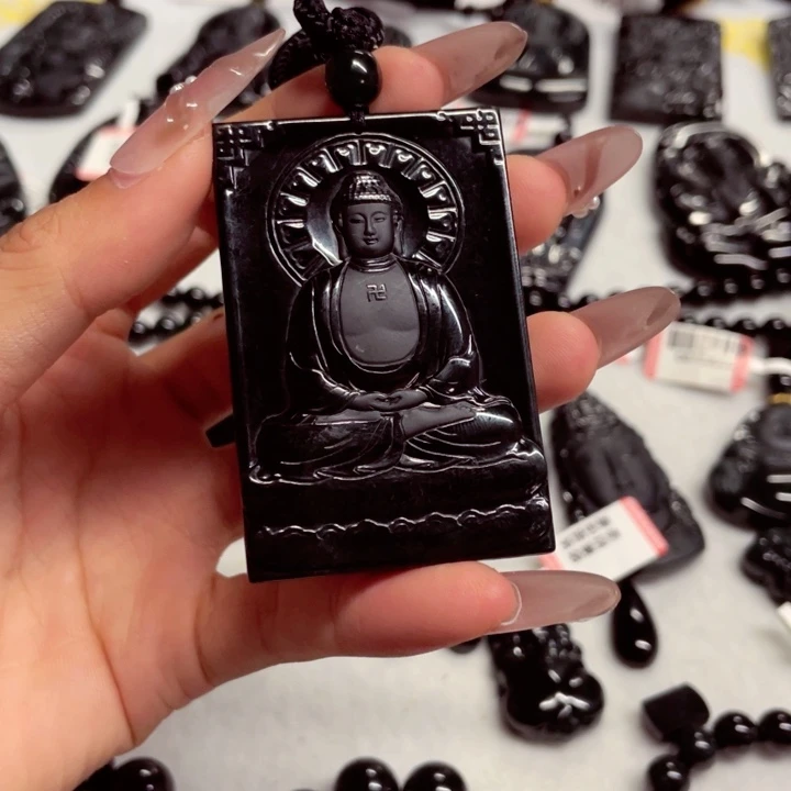 颈饰未镶嵌翡翠张*