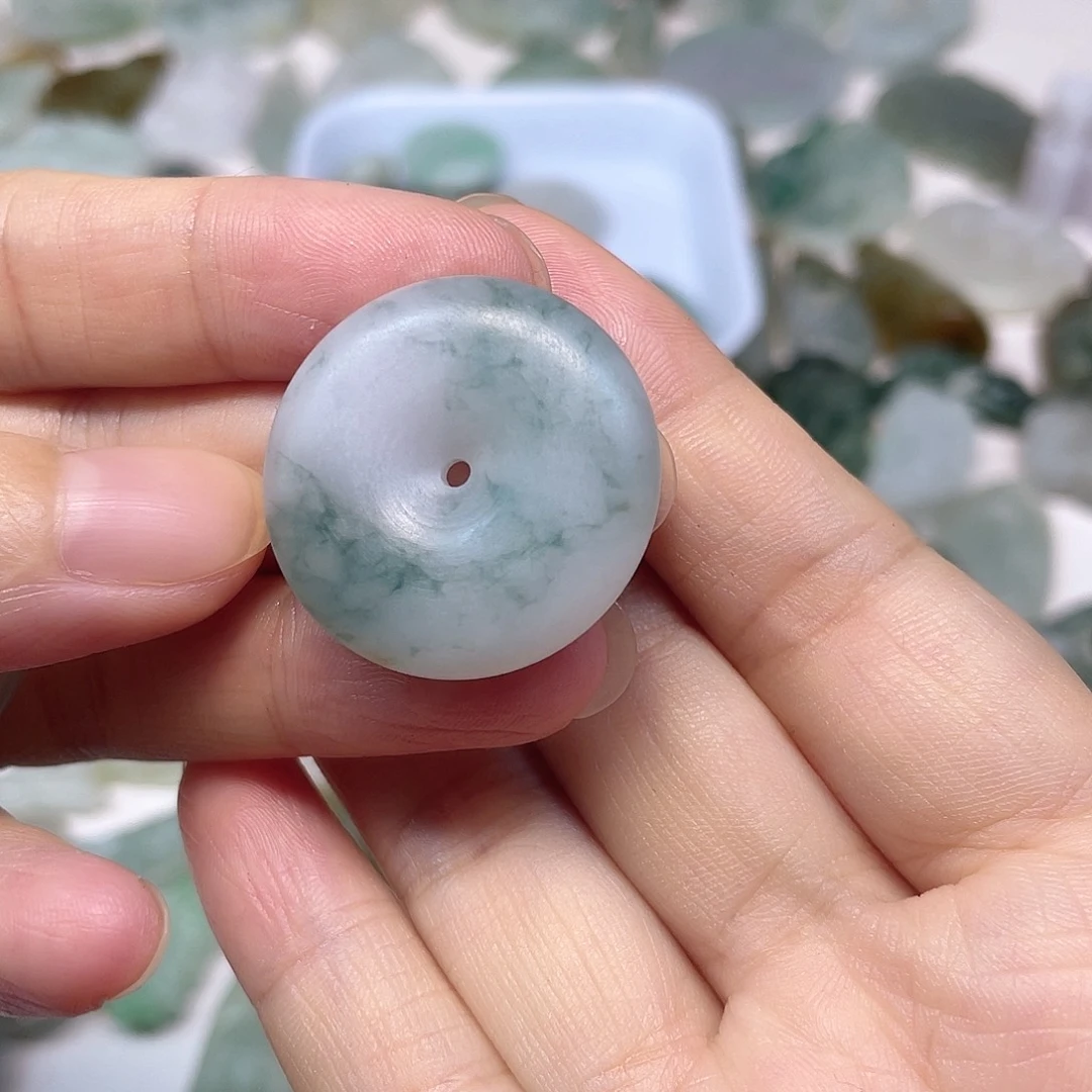 未镶嵌定制翡翠翡翠