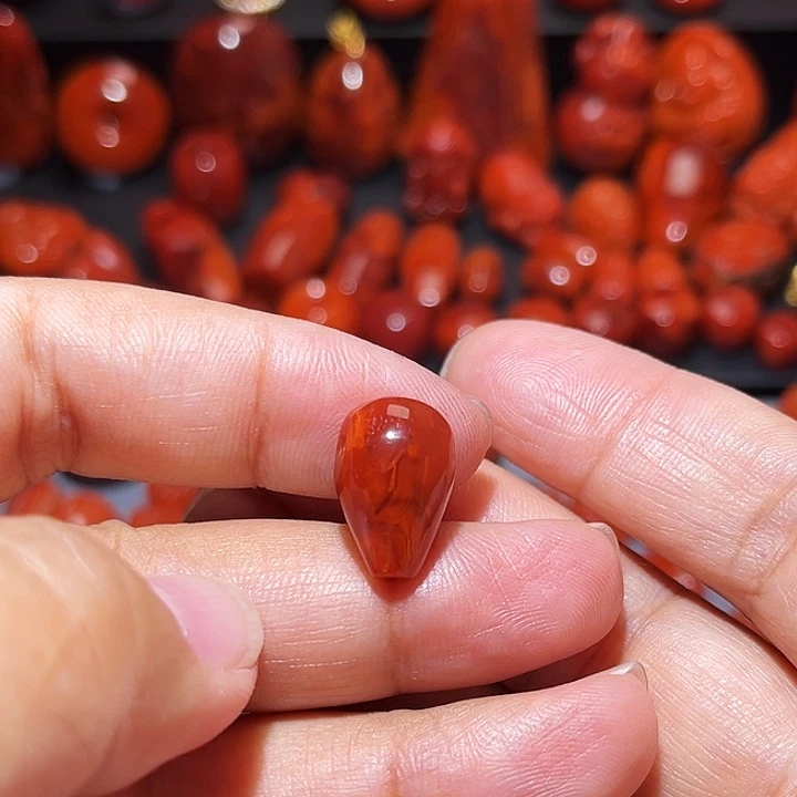 南红玛瑙未镶嵌配饰火焰纹三通10.4mm