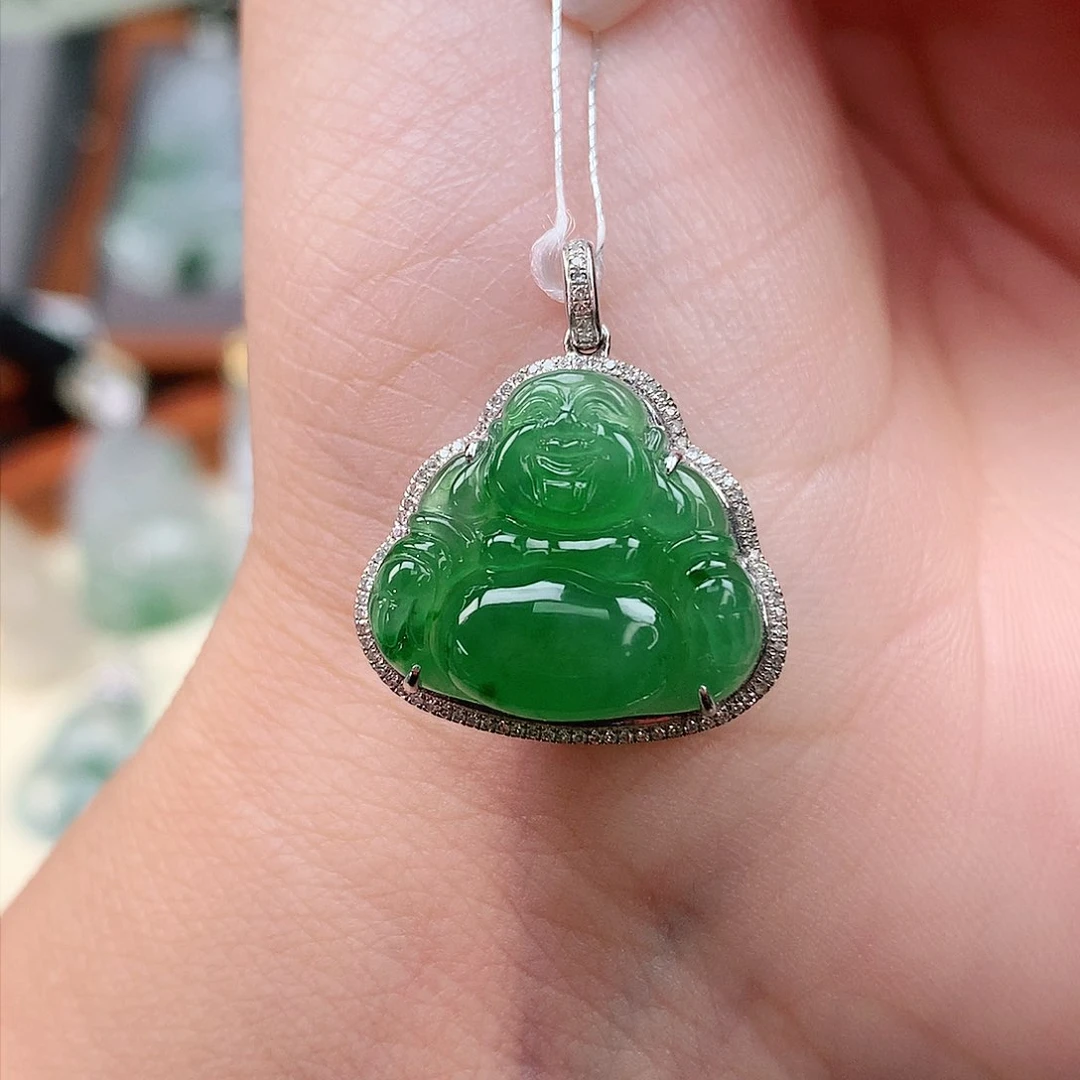 颈饰18K金镶嵌翡翠佛公