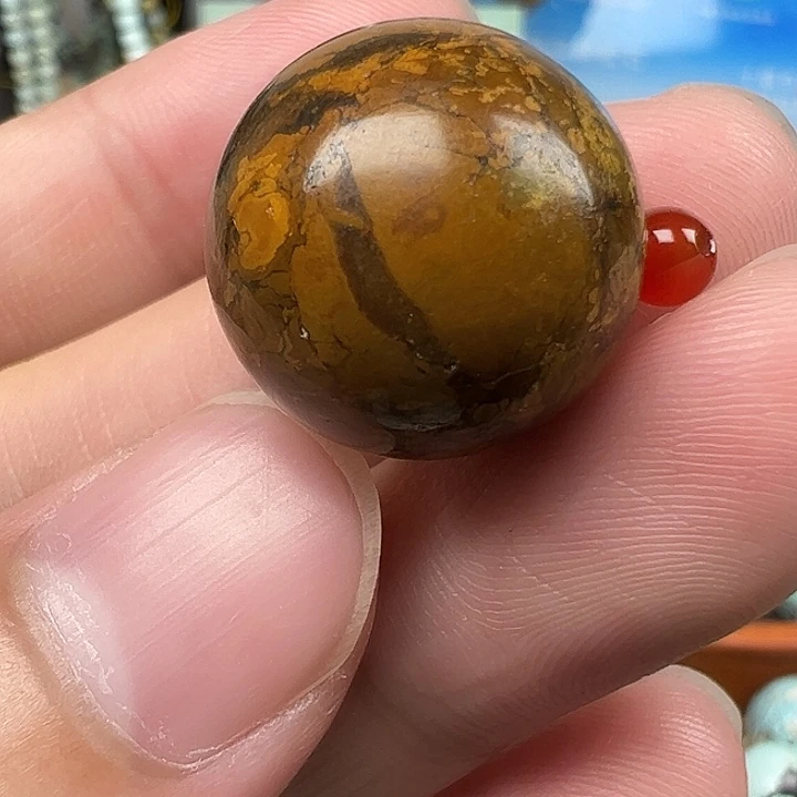 未镶嵌配饰南红玛瑙卡18