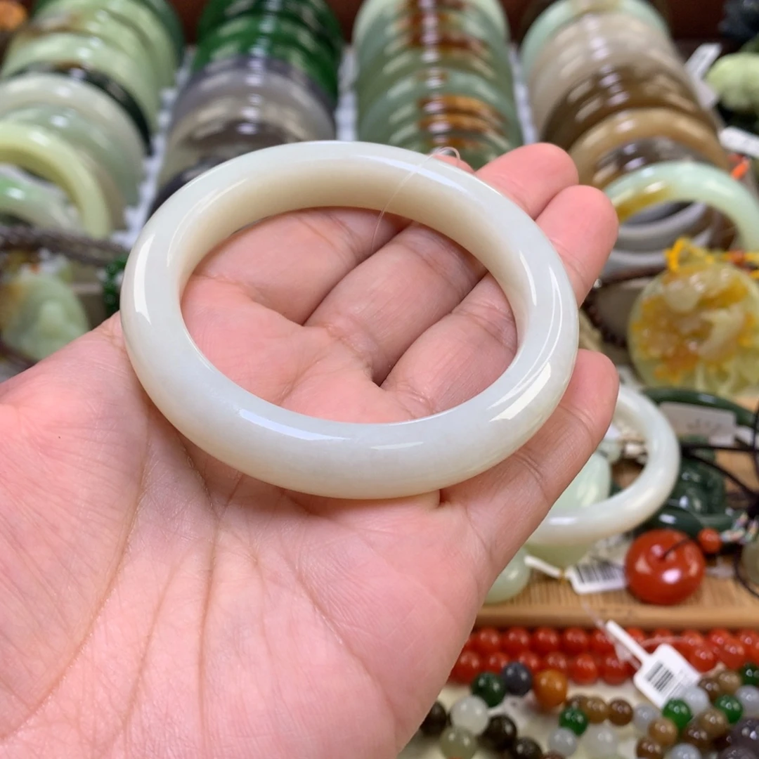 和田玉未镶嵌手镯53_54口径