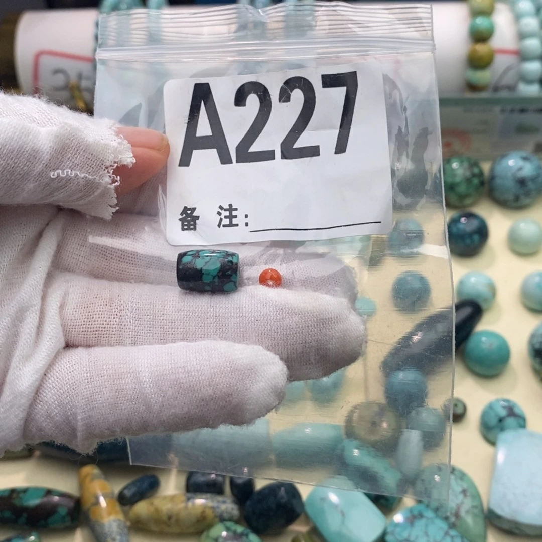 南红玛瑙卡8.8桶珠未镶嵌A****辉