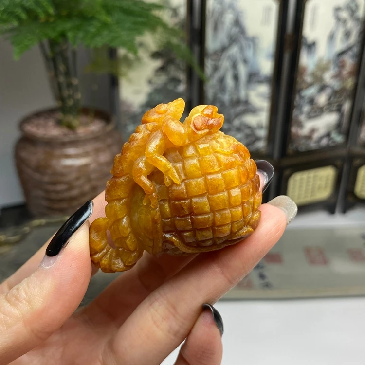 毛货 红黄翡俏色小龙虾摆件挂件 天然翡翠A货