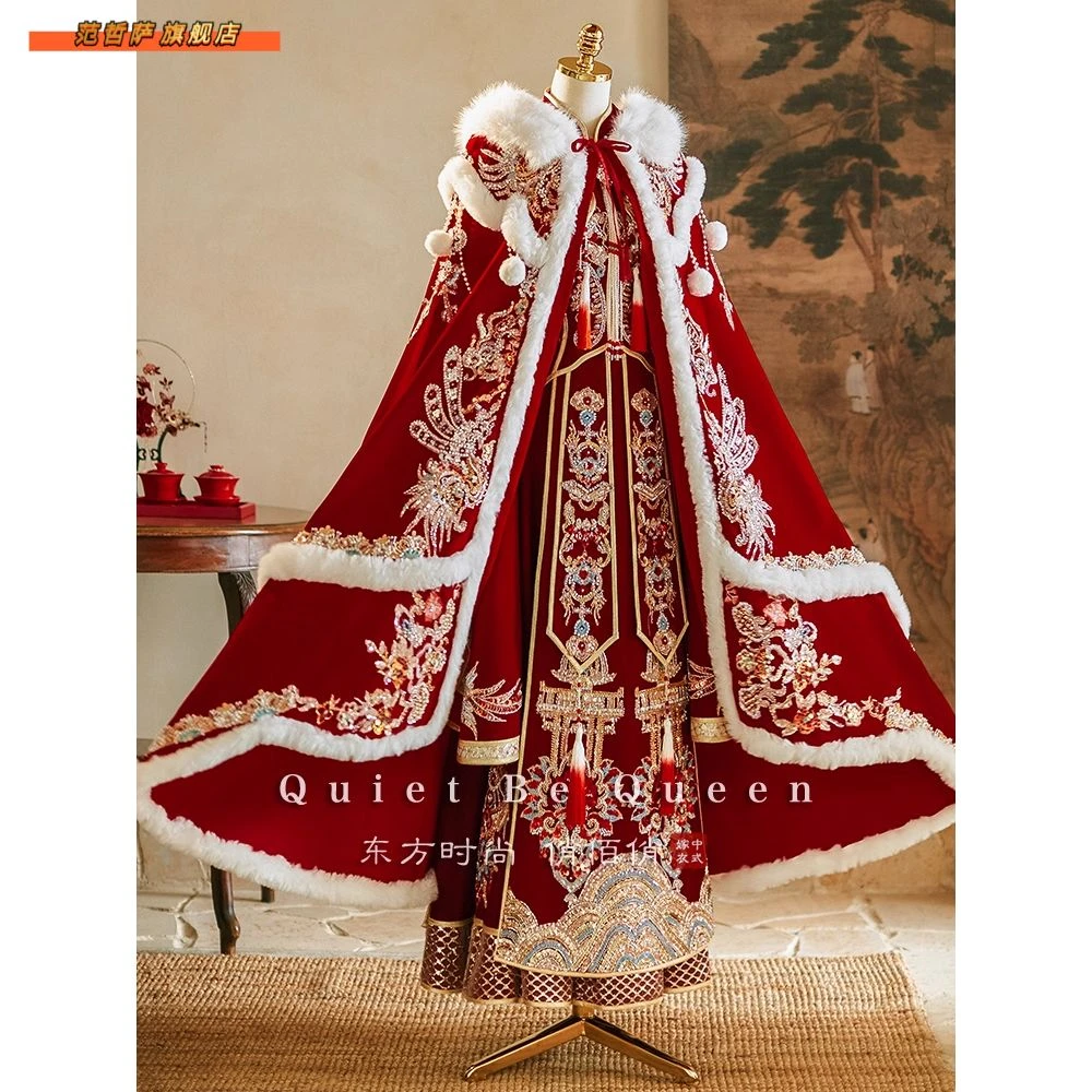 冬季双层毛领秀禾服披风保暖丝绒新娘结婚红色修身丝绒新娘秀禾服