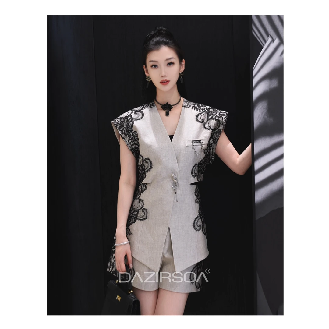 DAZIRSOA/达姿“灵感提炼”时尚百搭拼接法绣花朵个性马甲套装 Y363