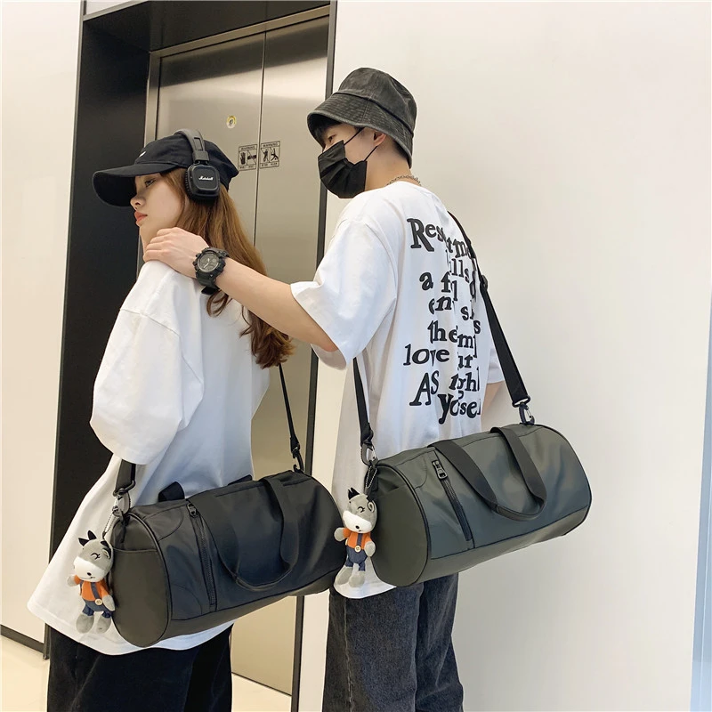 运动健身包男女小号干湿分离游泳斜挎背包短途旅行包手提包圆筒包