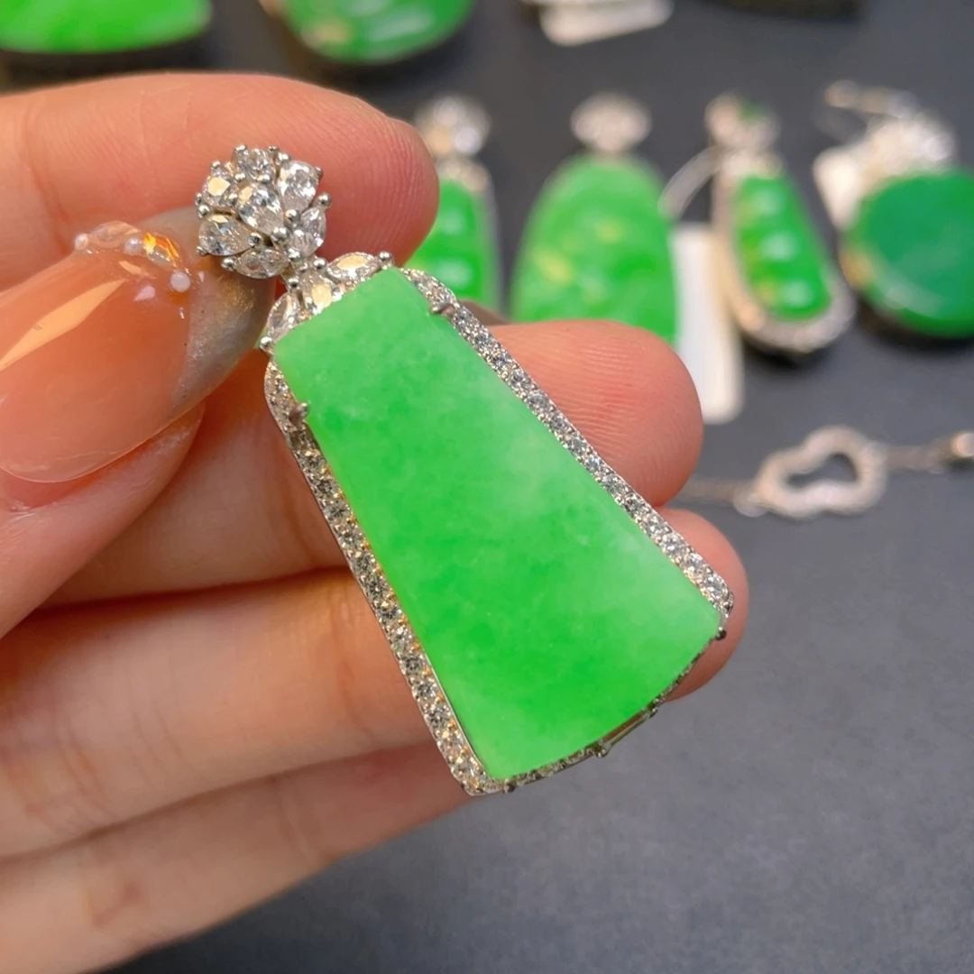 翡翠银S925镶嵌颈饰