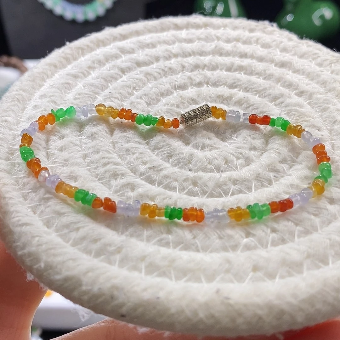 翡翠散珠随形手链