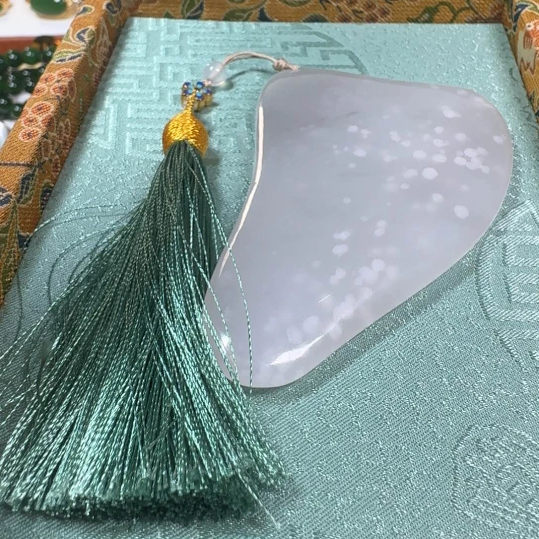 和田玉未镶嵌颈饰拍前请仔细阅读购买协议