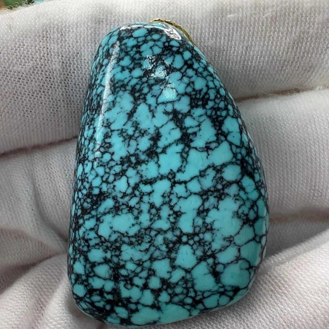 未镶嵌绿松石随形25.5mm