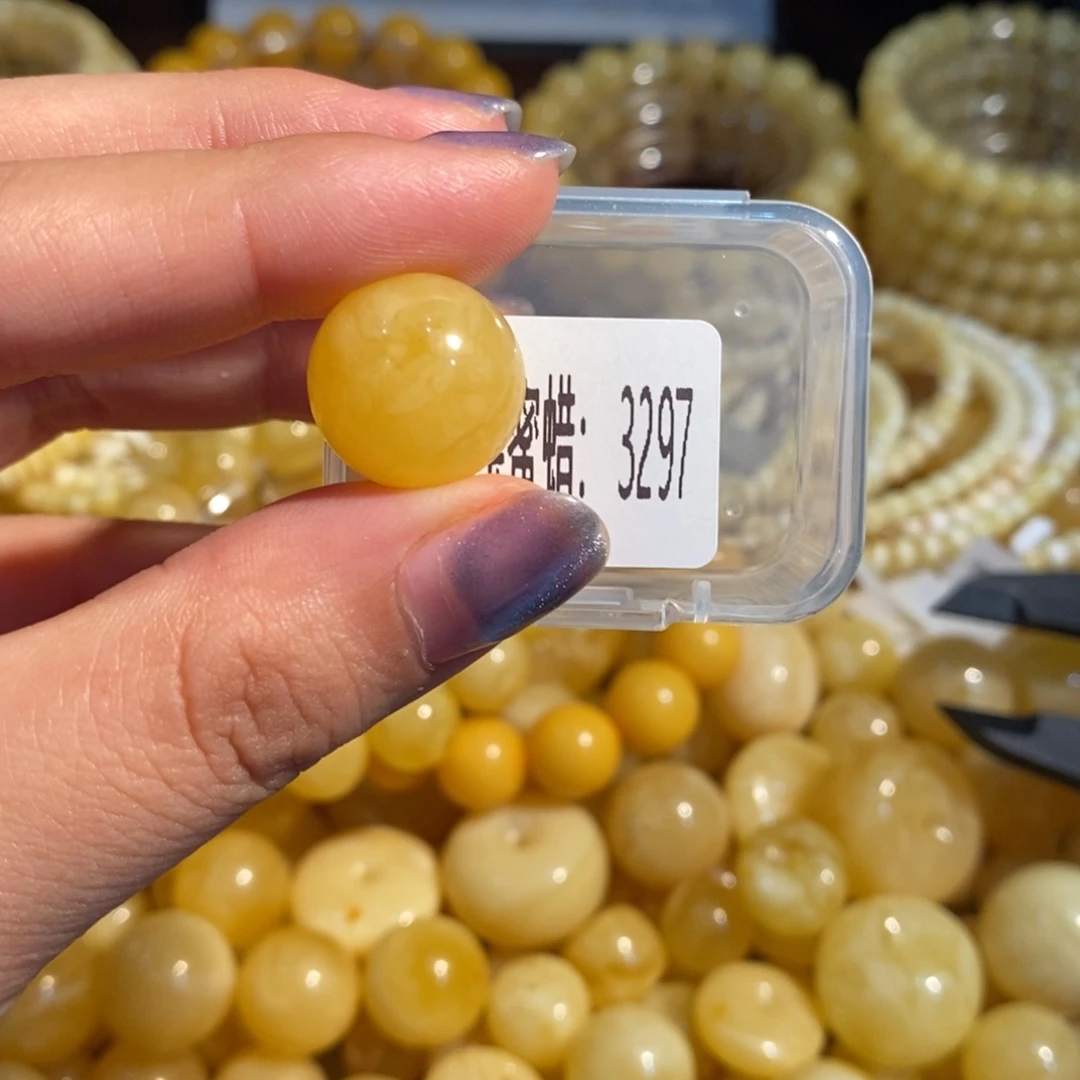 琥珀未镶嵌珠宝奇石3297