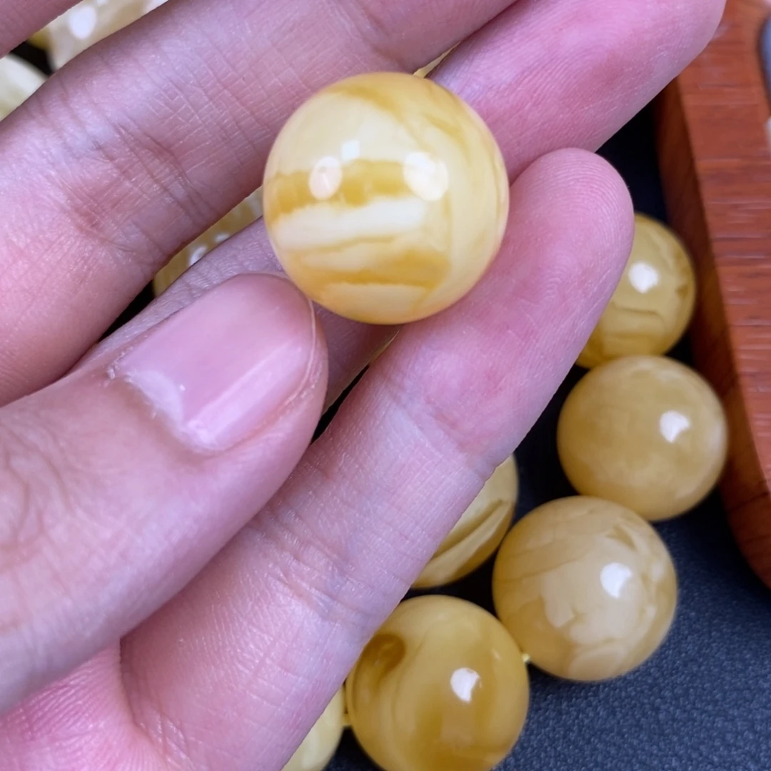 琥珀未镶嵌珠宝奇石50