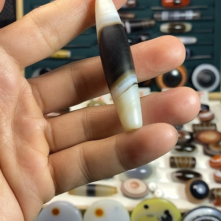 未镶嵌颈饰玛瑙/玉髓