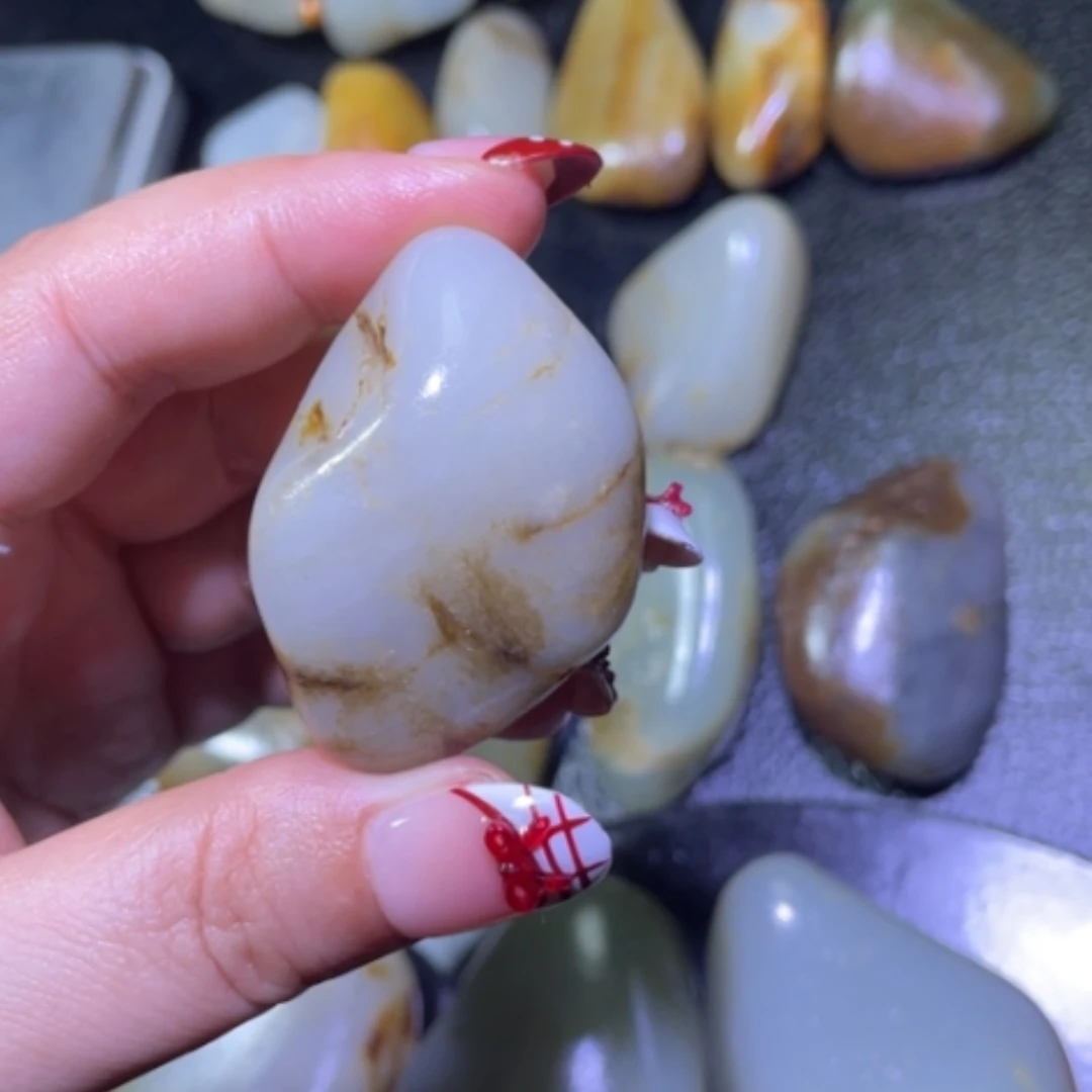 【闪购商品】颈饰未镶嵌和田玉晴****）