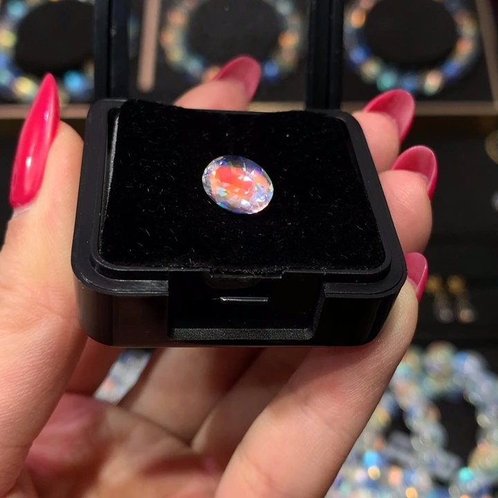 月光石裸石未镶嵌