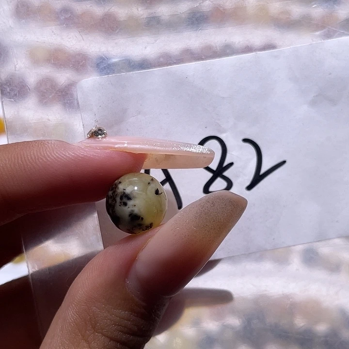 琥珀未镶嵌裸石10.8福利