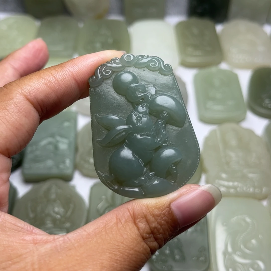 x****定制和田玉精品抛光