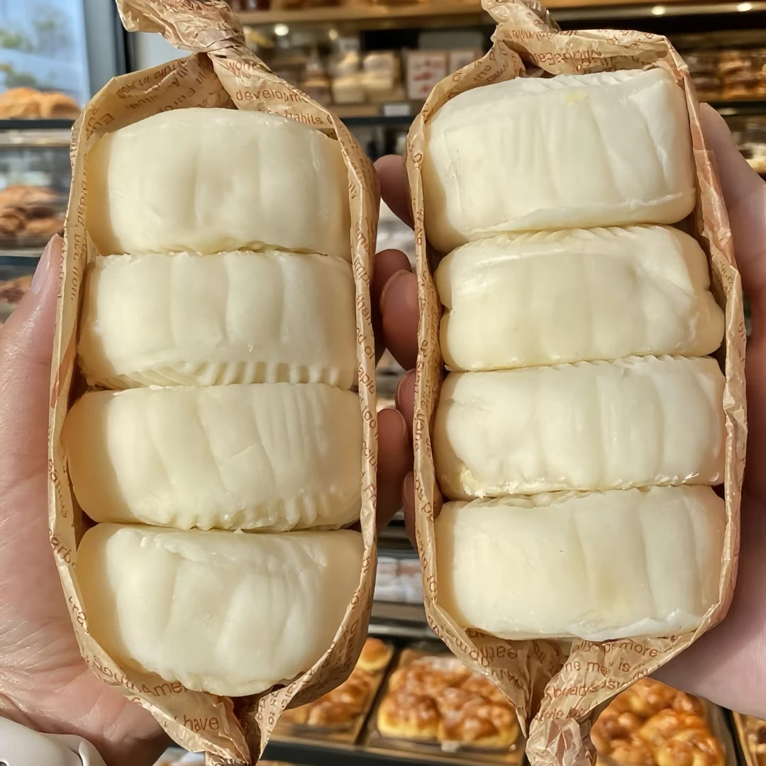 【抢10枚】金秋榴莲冰皮月饼榴莲爆浆糯叽叽冰皮月饼中秋福利即食