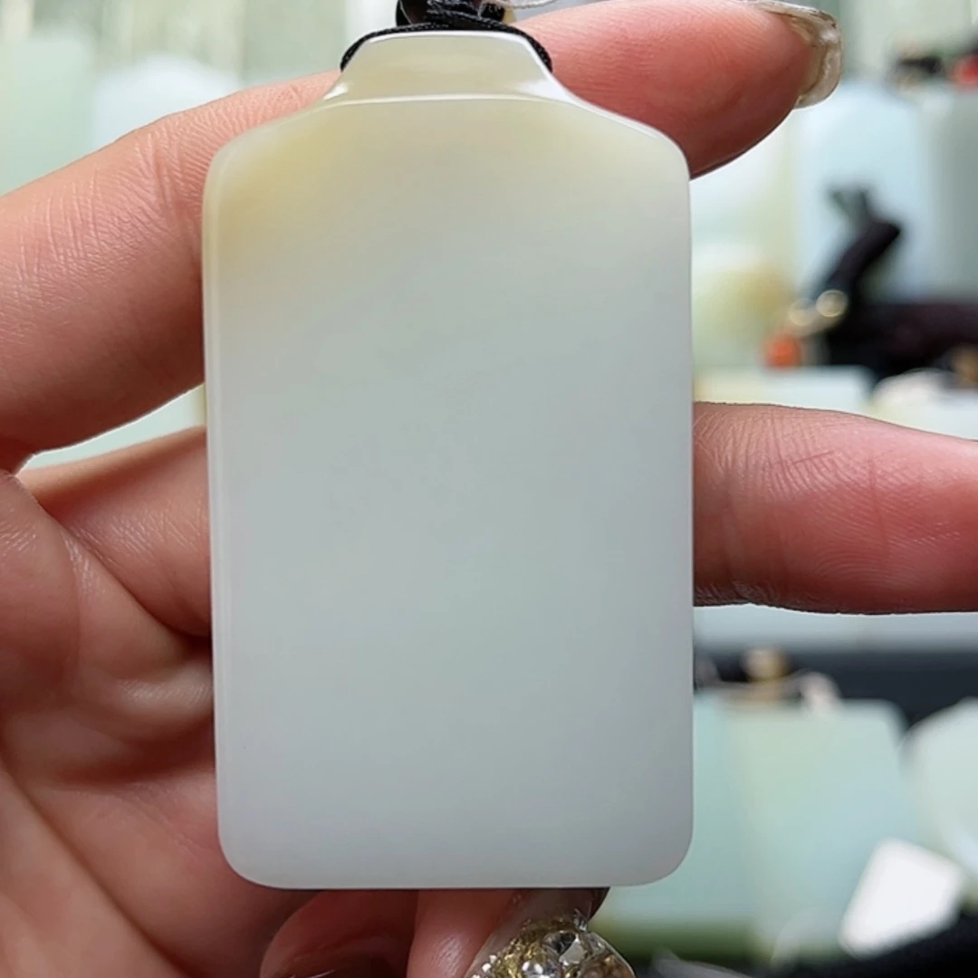 【闪购商品】颈饰未镶嵌和田玉【****】
