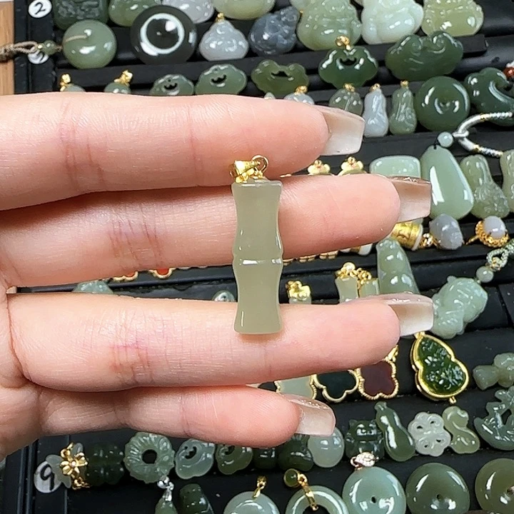 和田玉银S925镶嵌颈饰