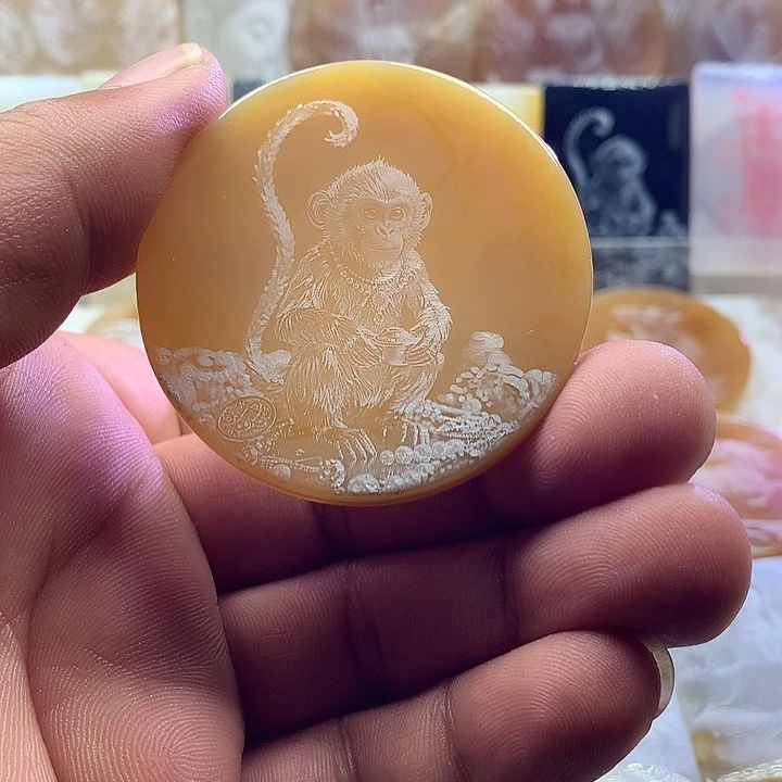 未镶嵌颈饰玛瑙/玉髓卓*心