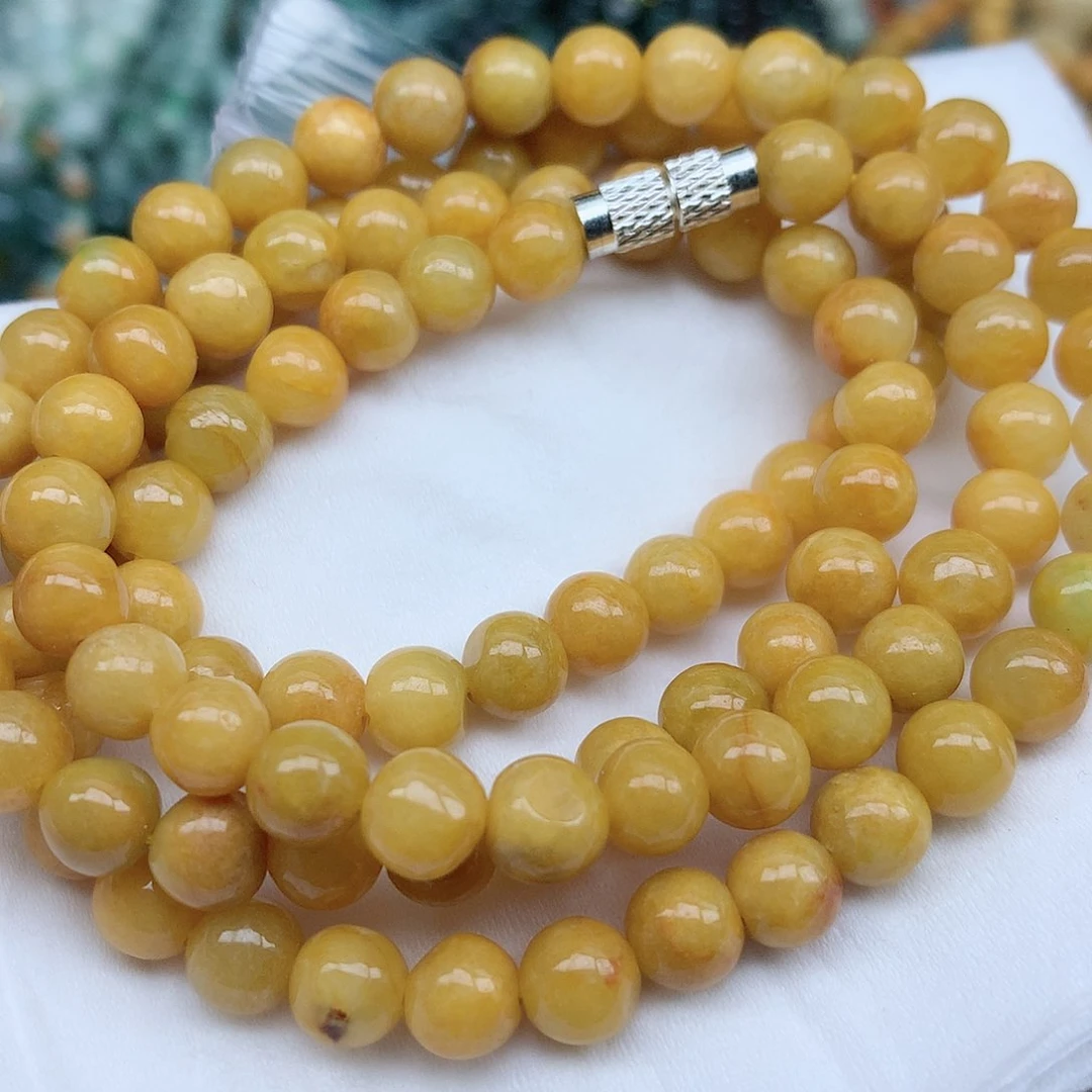 翡翠颈饰未镶嵌珠子