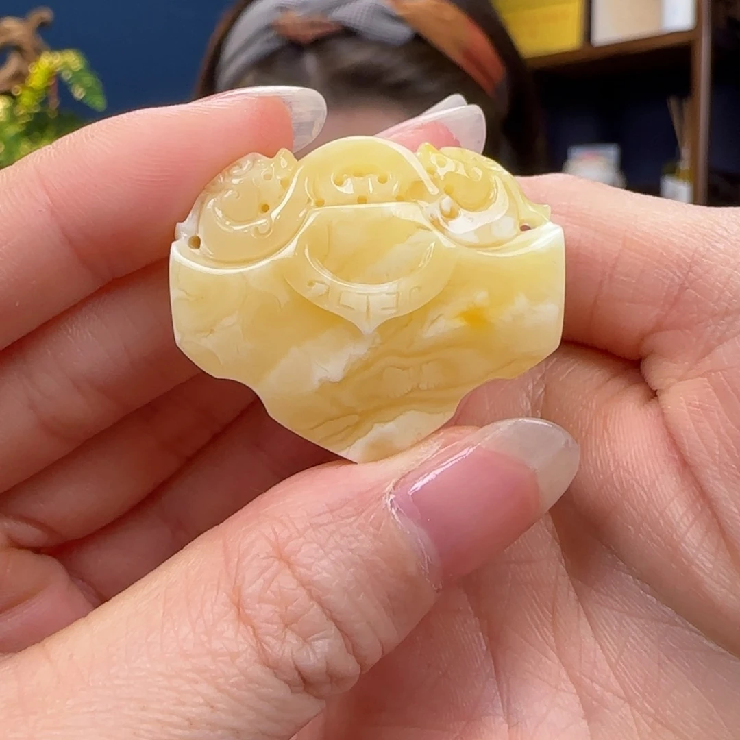 蜜蜡颈饰未镶嵌1111111111111