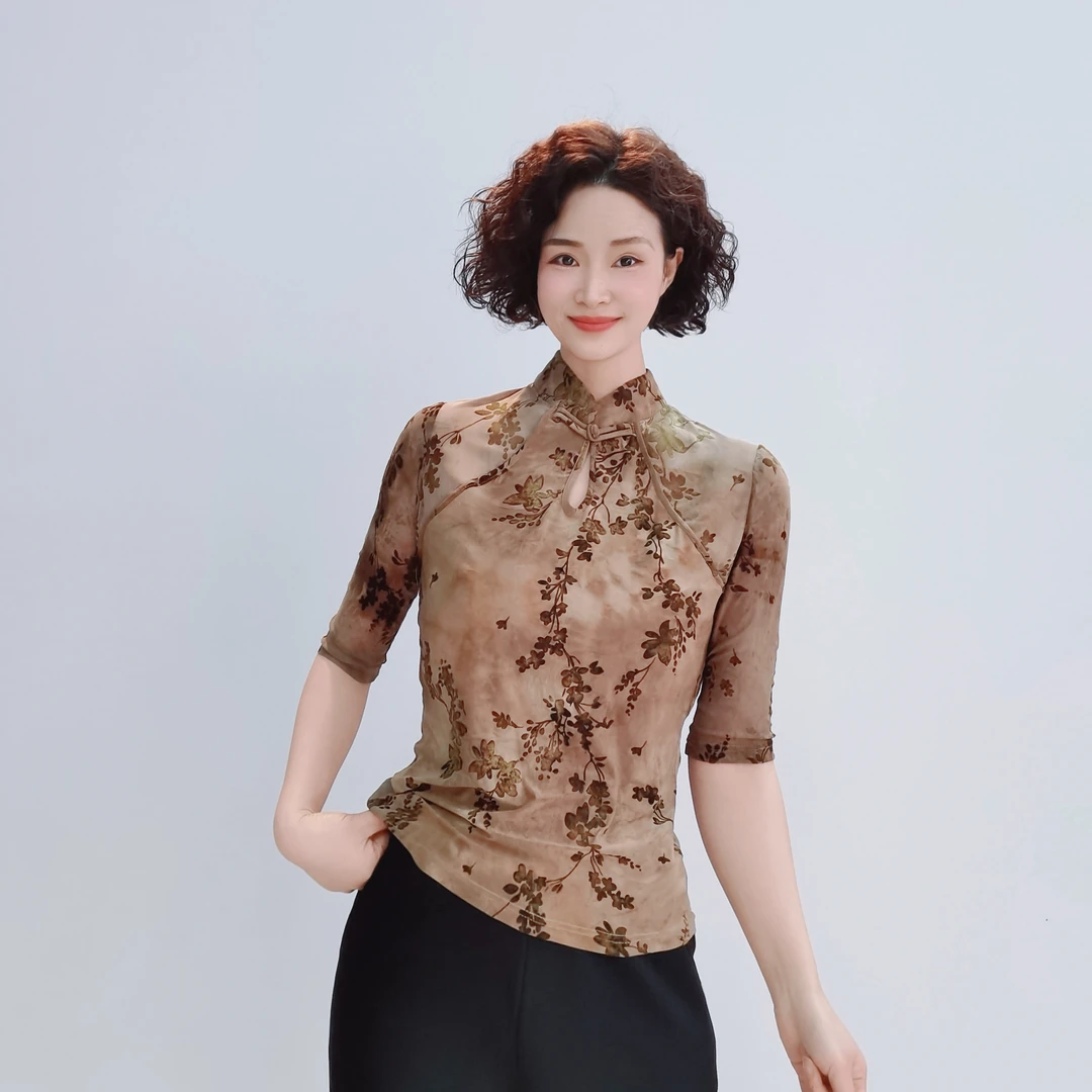 S057 时尚复古印花洋气显瘦百搭小衫