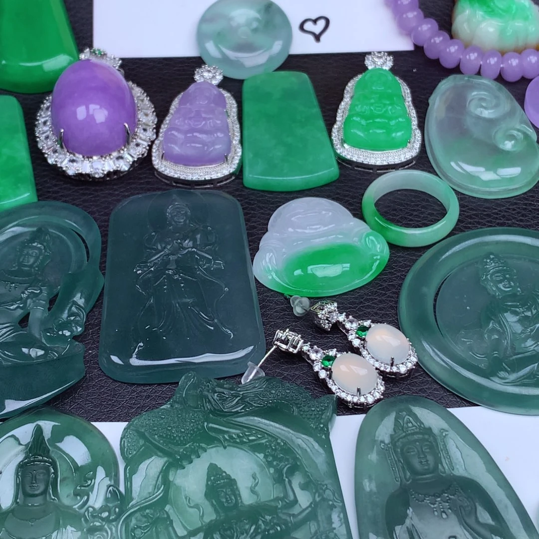 翡翠未镶嵌颈饰多样性发货其一天然a货挂件