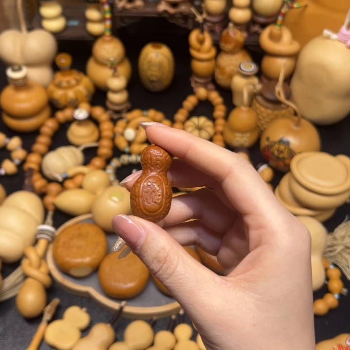 悟***壹大叶紫檀（黑酸枝木类）