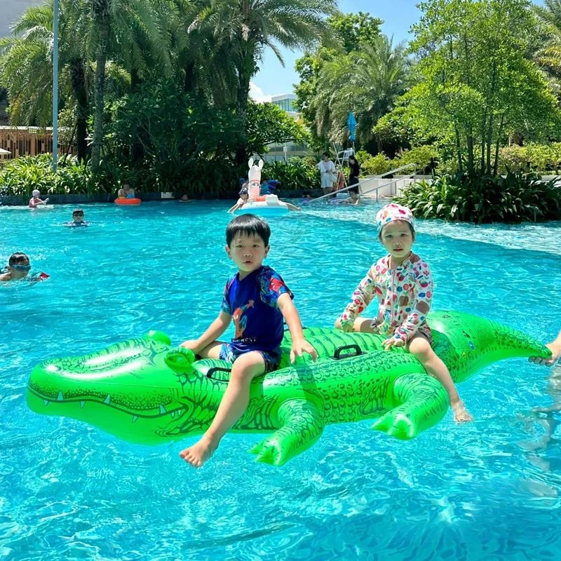 超大形游泳圈充气坐骑大鳄鱼儿童水上玩具成人海冲浪浮排水泡