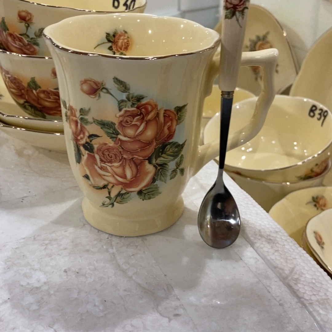 星博陶瓷……………………………………