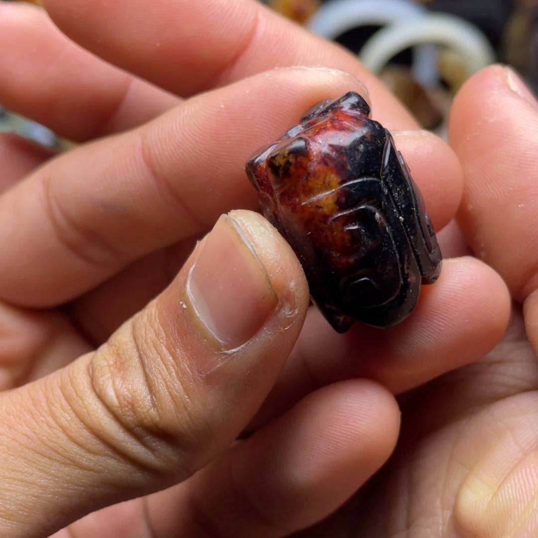 和田玉（糖玉）挂件未镶嵌